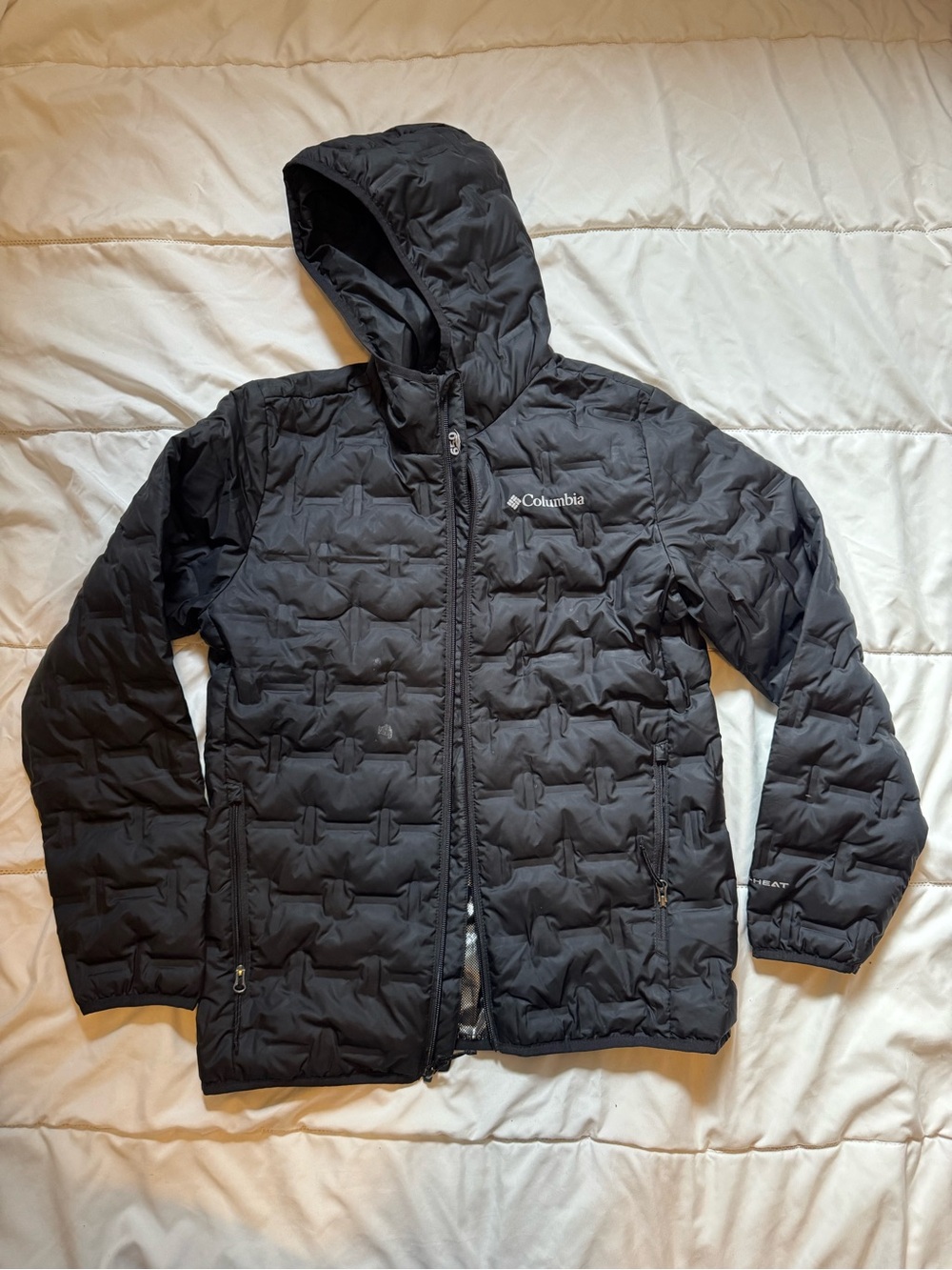 Columbia Men's Black Hooded Light Puffer Jacket